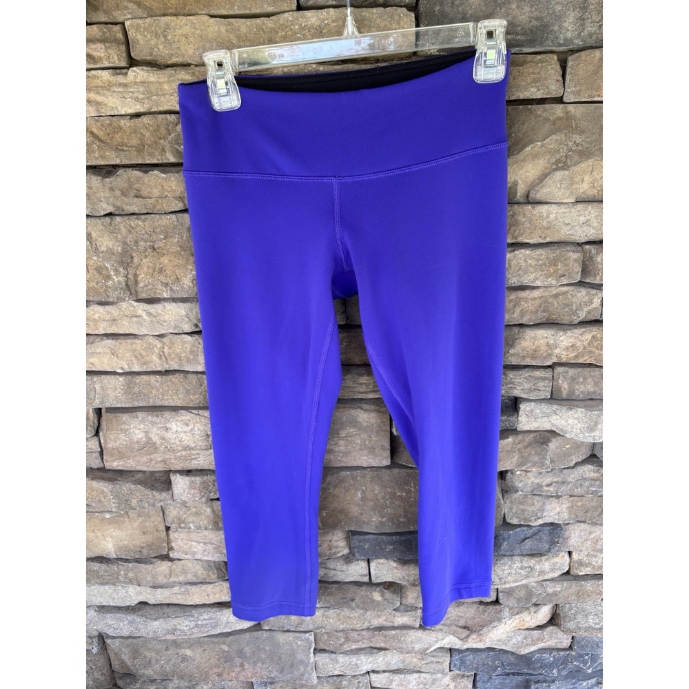 Lululemon‎ Wunder Under Purple Leggings Women's Size 6 Crop Lulu Workout